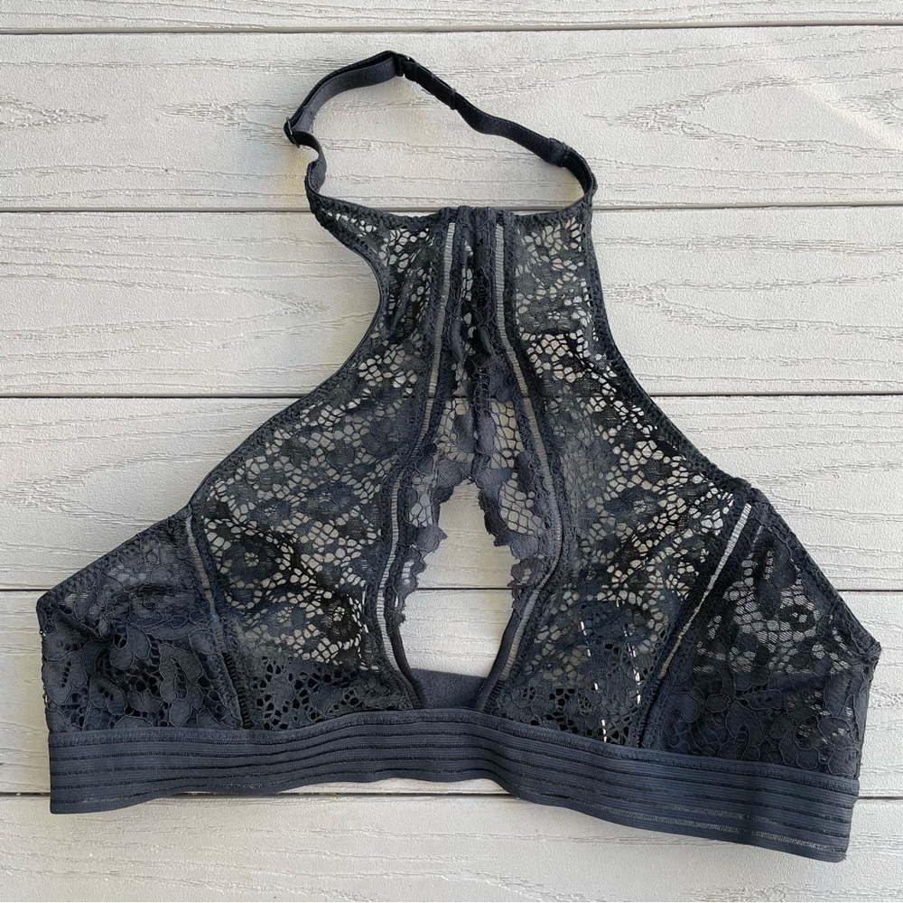 Victoria’s Secret Very Sexy Black Lace Halterneck Bralette S